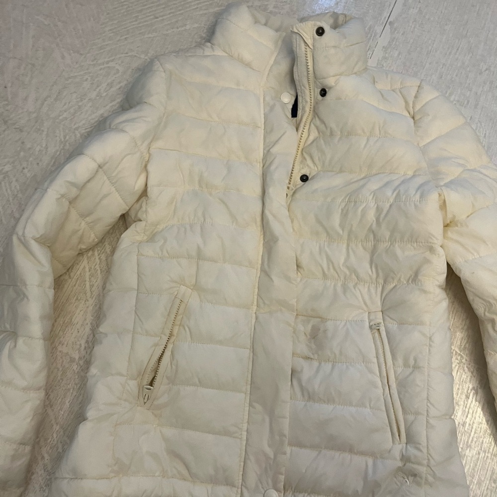 American Eagle Outfitters Off-White Puffer Jacket